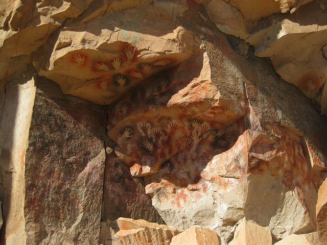 ピントゥラス川のクエバ・デ・ラス・マノスの画像8