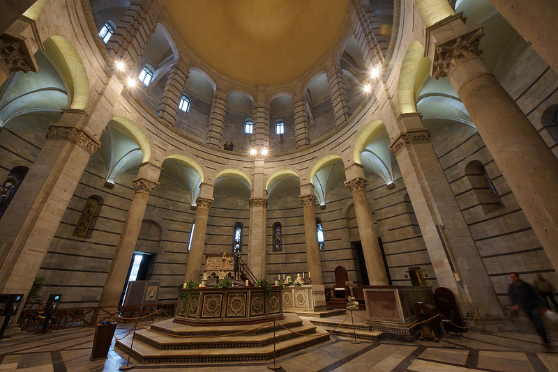 ピサのドゥオモ広場の画像5