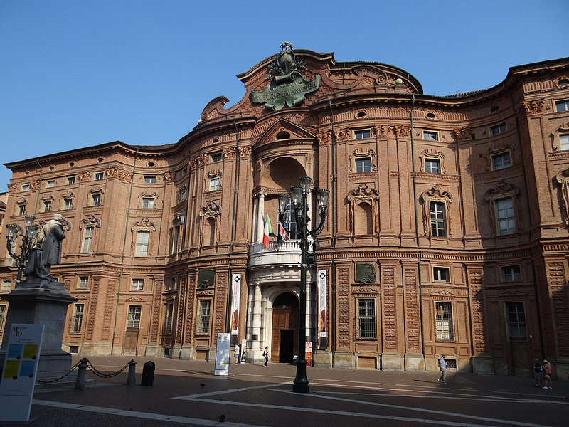 カリニャーノ宮殿の画像3