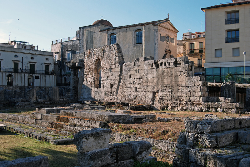 シラクサとパンタリカの岩壁墓地遺跡の画像8