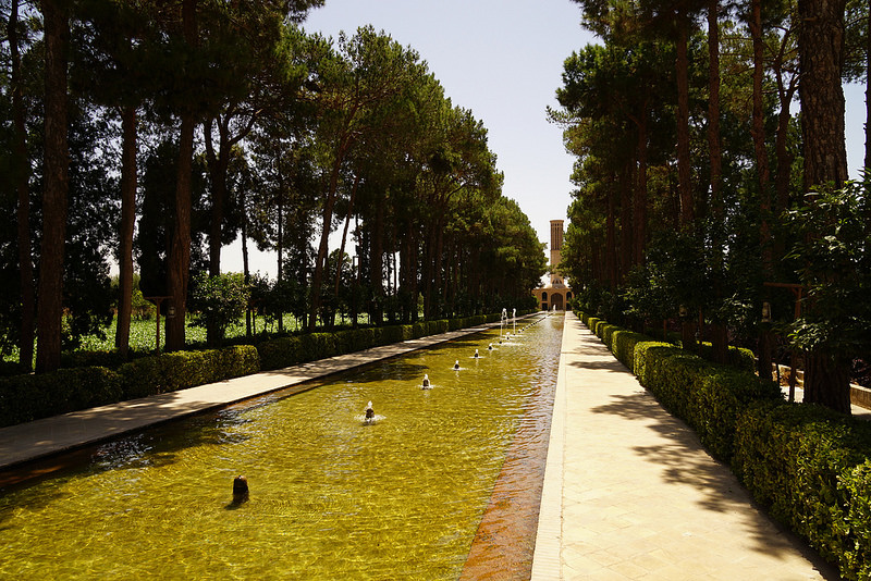 ドーラト・アーバード庭園の画像1