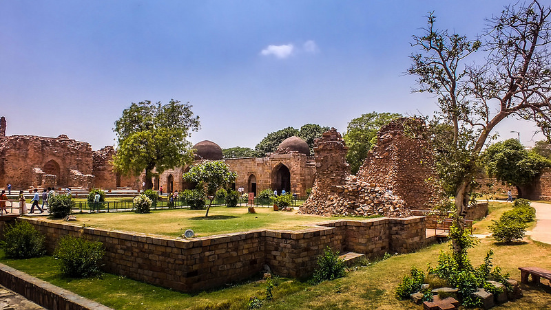 デリーのクトゥブ・ミナールとその建造物群の画像7