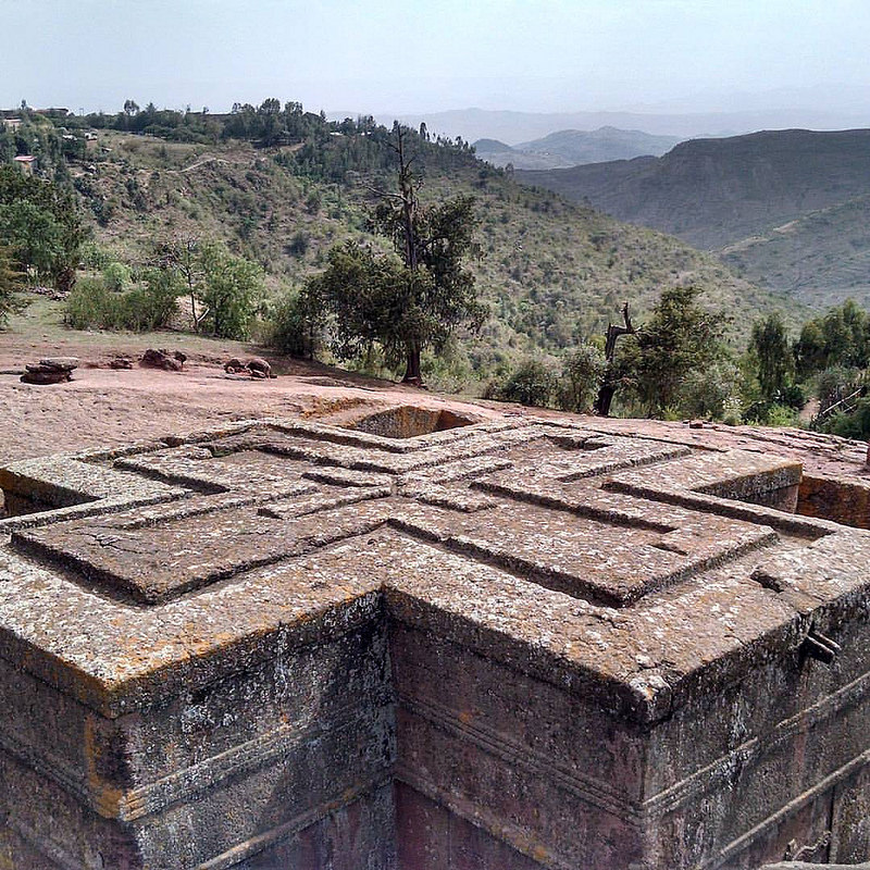ラリベラの岩窟教会群
