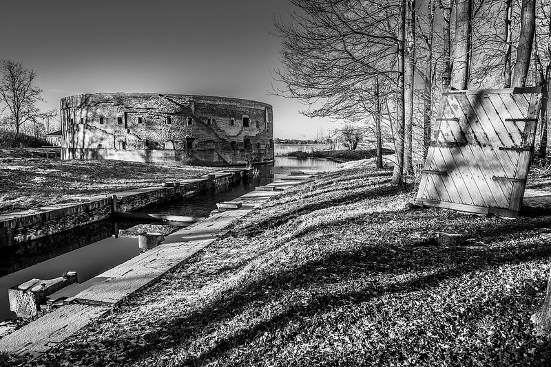 Fort Uitermeer
                  Weesp (NH),                  Netherlandsの画像2