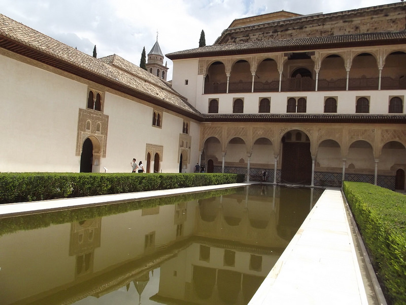 グラナダのアルハンブラ、ヘネラリーフェ、アルバイシン地区の画像4