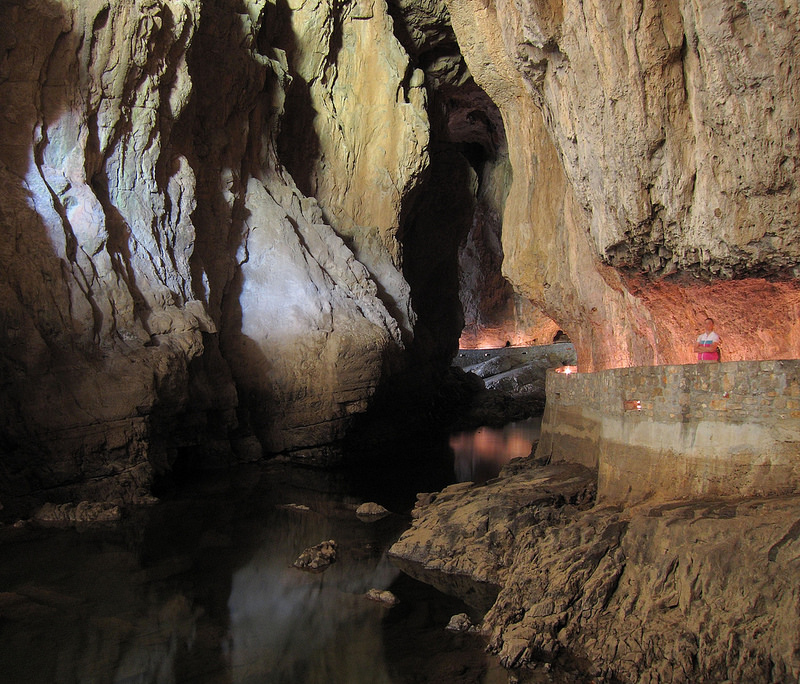 シュコツィアン洞窟群の画像5