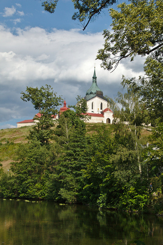 ゼレナー・ホラのネポムークの聖ヨハネ巡礼教会の画像1