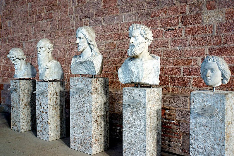 アウラ・パラティーナ（バシリカ）の画像2