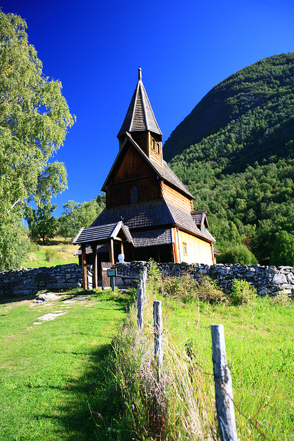 ウルネスの木造教会の画像8