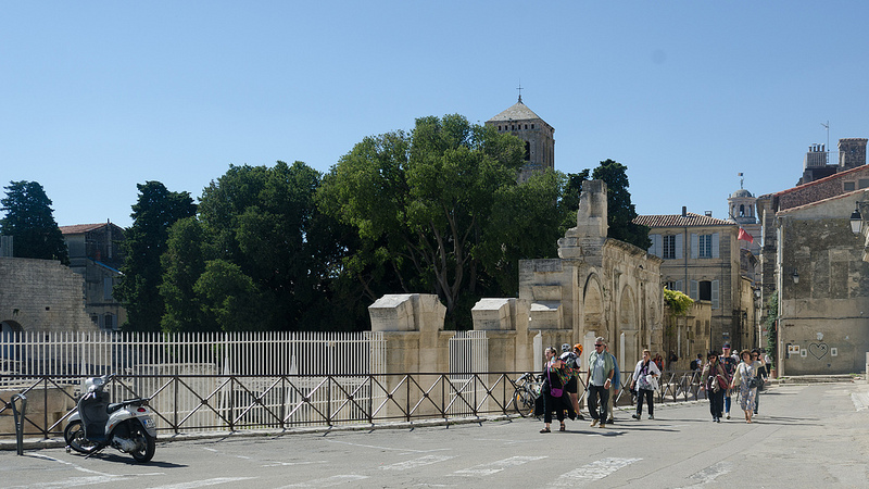 アルルのローマ遺跡とロマネスク建築の画像6