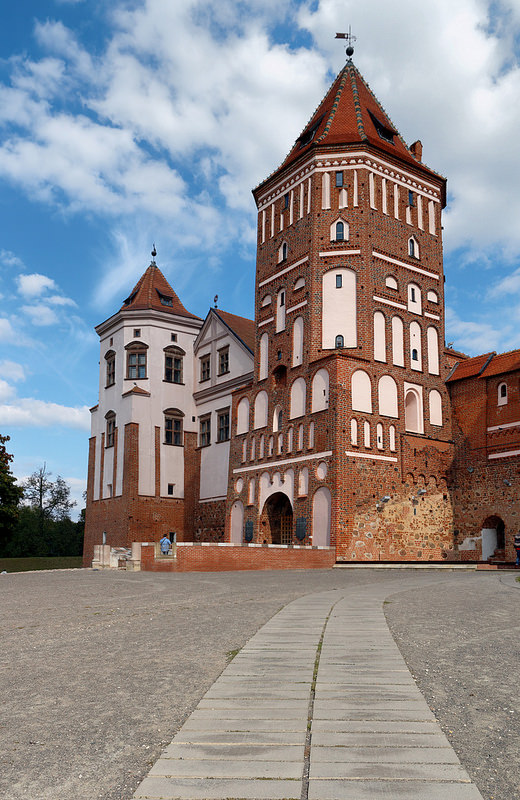 ミール地方の城と関連建物群の画像3