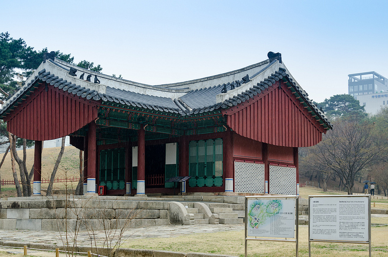 朝鮮王朝の王墓群の画像27