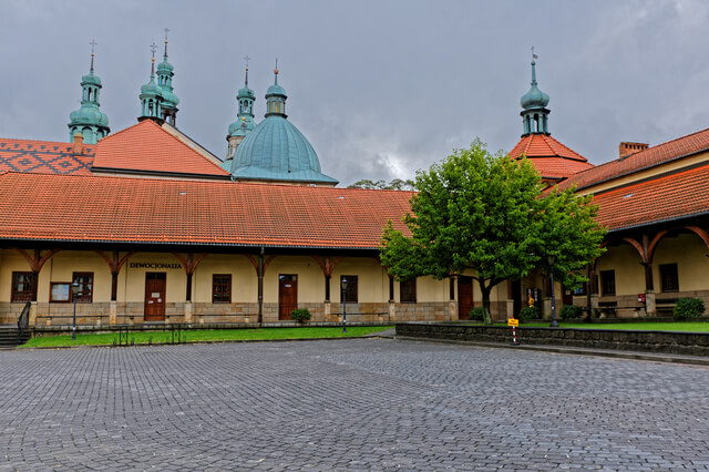 カルヴァリア・ゼブジドフスカ：マニエリスム様式の建築と公園の景観複合体と巡礼公園の画像1