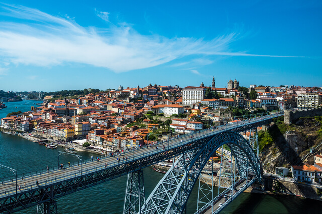 ポルト歴史地区：ルイス1世橋およびセラ・ド・ピラール修道院の画像1