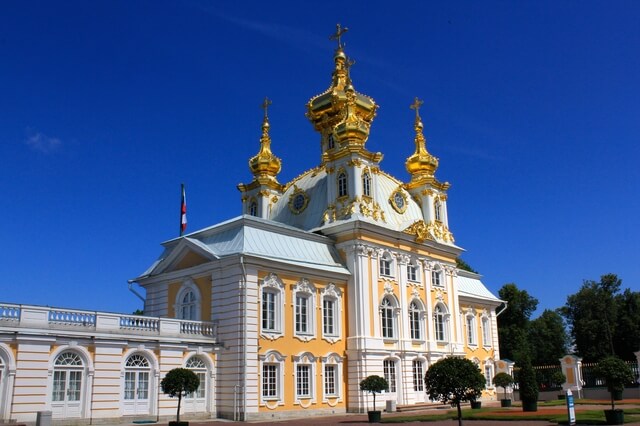 ペテルゴフの宮殿と庭園及び歴史地区の画像1
