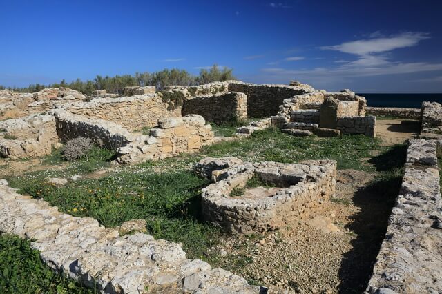 ケルクアンの古代カルタゴの町とその墓地遺跡の画像1