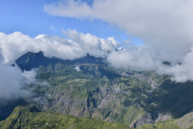 レユニオン島：峻峰と圏谷、その外縁の画像1