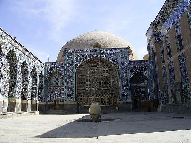 アルダビールのシャイフ・サフィー・アッディーン廟と関連建造物の画像1