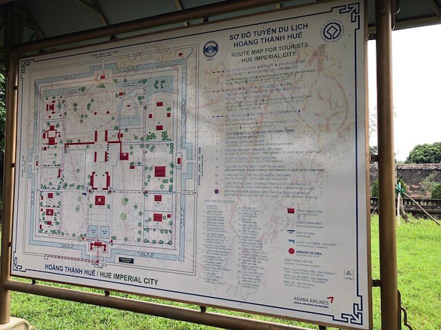 フエ王宮と要塞、壕、博物館、フエ大学、ティンタム湖の画像2