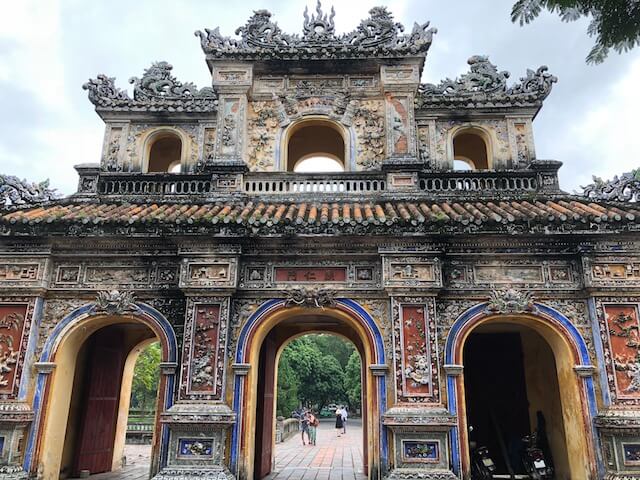 フエ王宮と要塞、壕、博物館、フエ大学、ティンタム湖の画像3