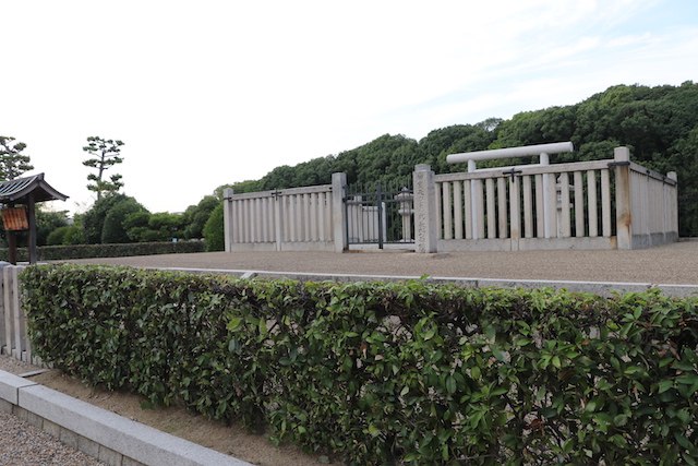 仲哀天皇陵古墳の画像2