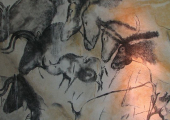 http://world-heritage.s3-website-ap-northeast-1.amazonaws.com/img/1522689695_Chauvet_cave.jpg